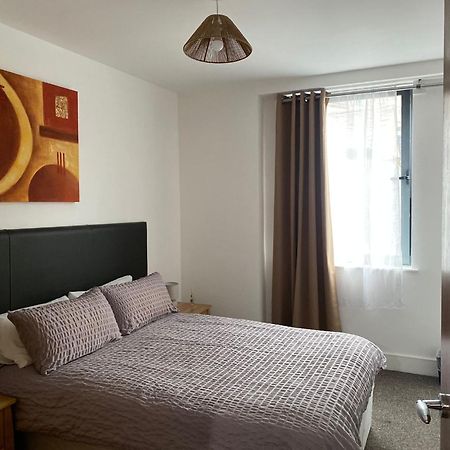 Pleasant Stay Apart Liverpool Buitenkant foto