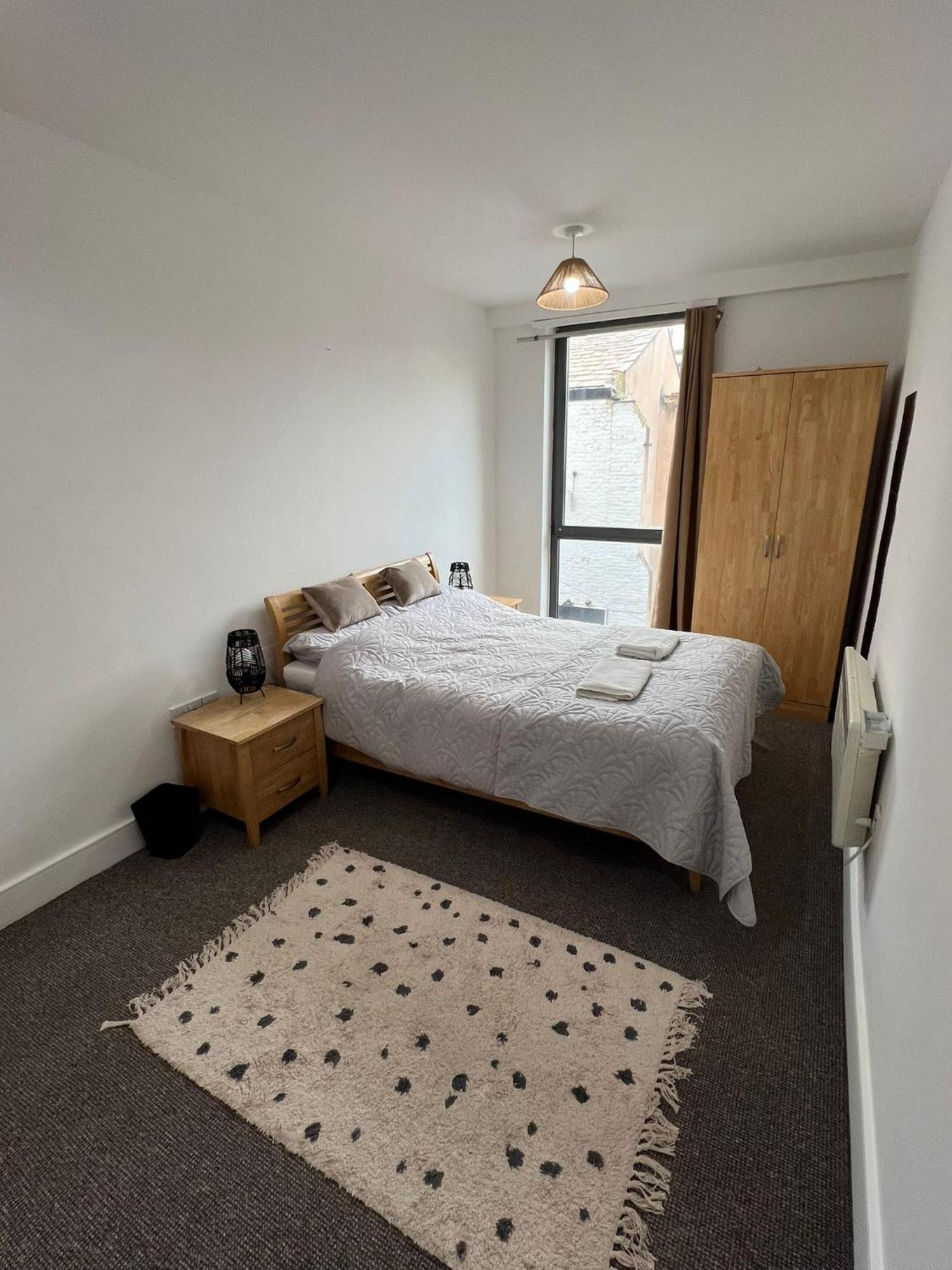 Pleasant Stay Apart Liverpool Buitenkant foto